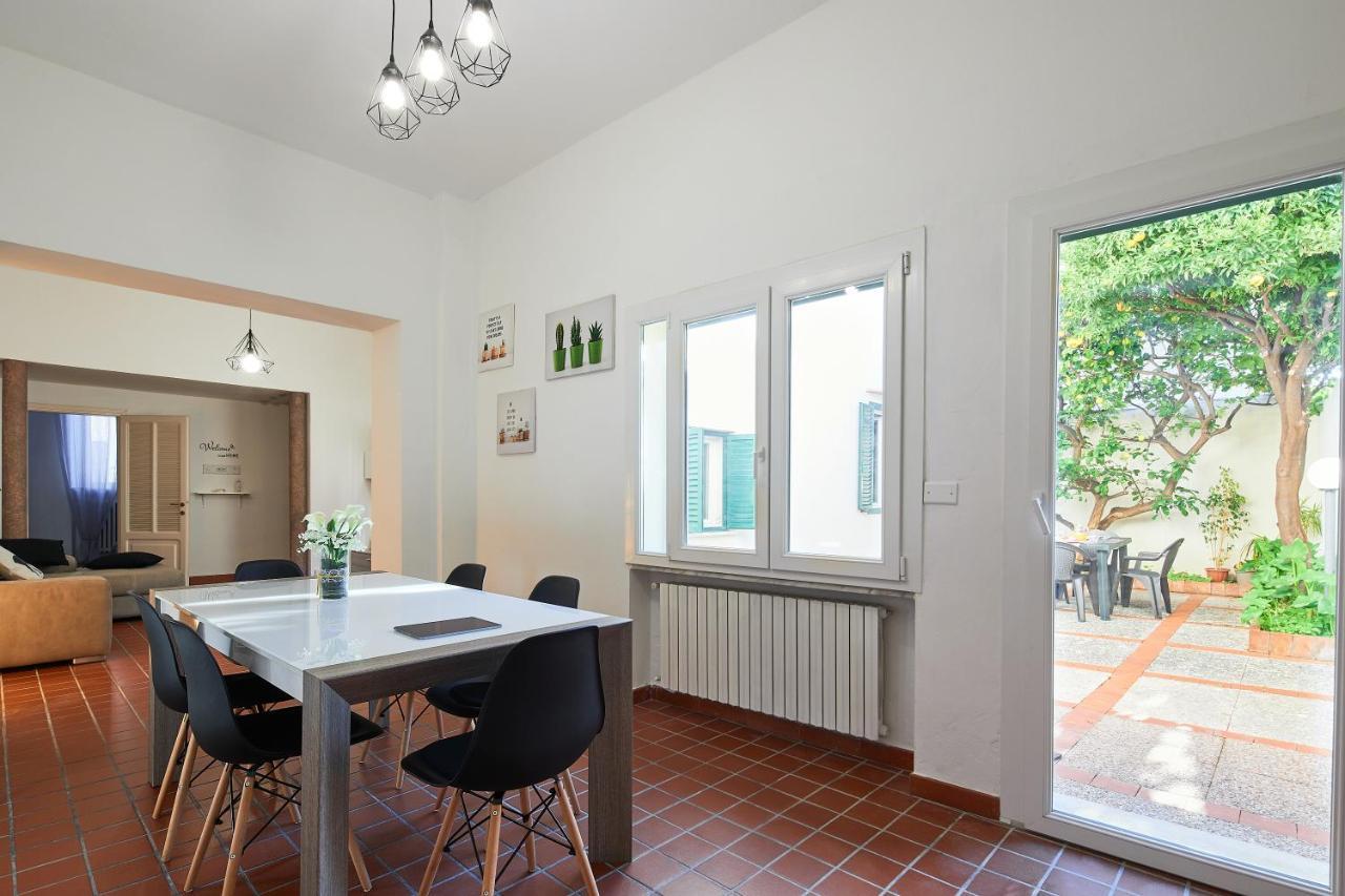 Апартаменты ✦ Garden House In Centro - Free Parking ✦ Ливорно Экстерьер фото